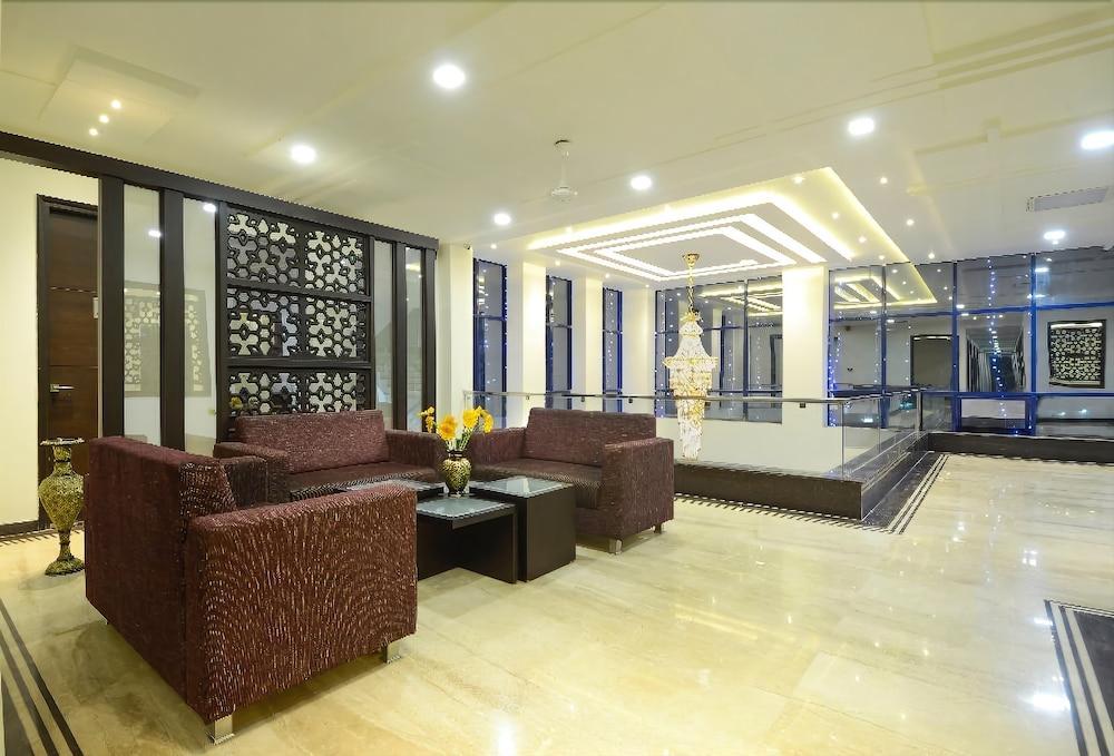 Hotel Madhushrie Agra  Zewnętrze zdjęcie