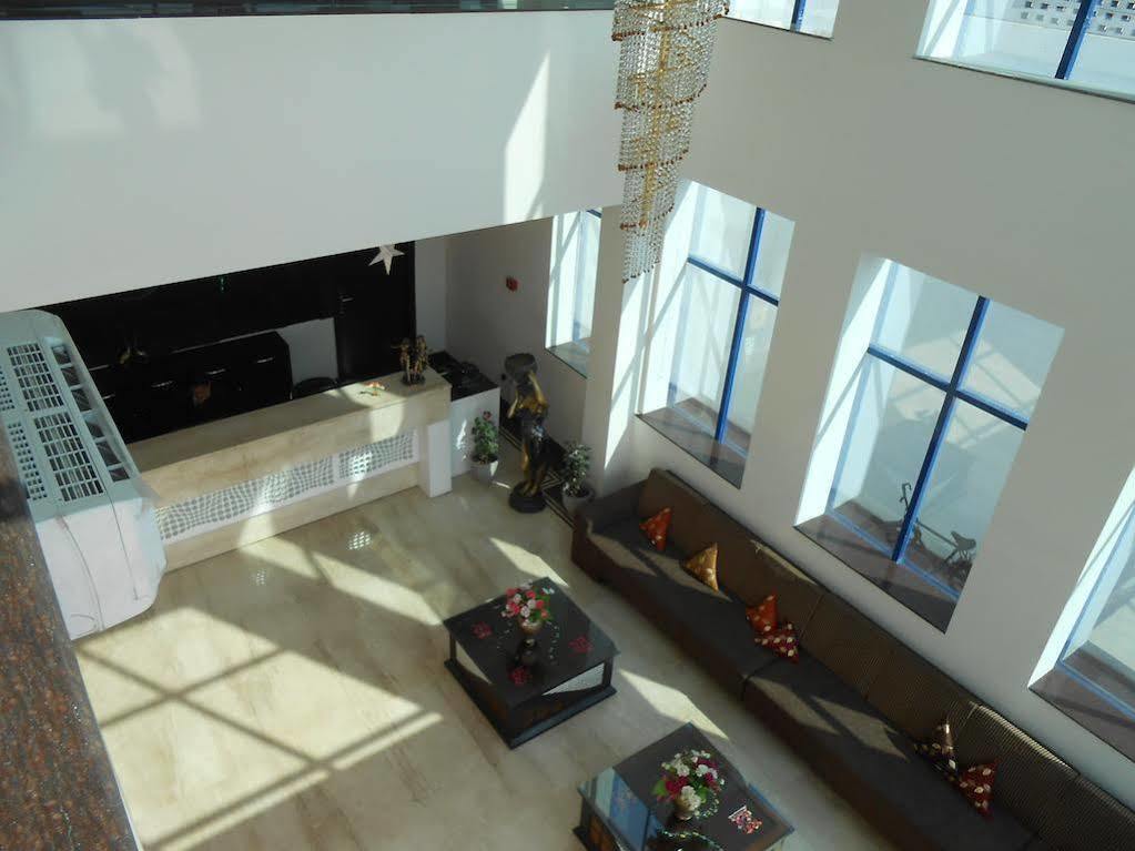 Hotel Madhushrie Agra  Zewnętrze zdjęcie